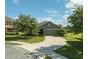 2893 Amber Court, Melbourne