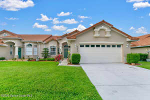 7661 Candlewick Drive, Melbourne