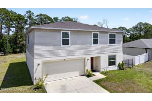 741 White Cloud Street Sw, Palm Bay