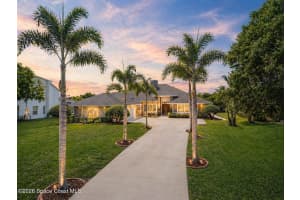 3706 Secluded Oak Court, Melbourne