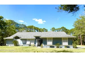 2260 Winston Drive, Cocoa 2260 Winston Drive, Cocoa