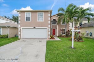 4635 Elena Way, Melbourne