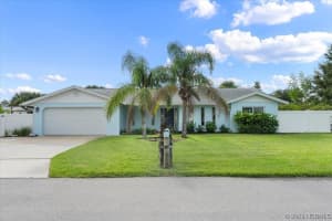 872 Hunters Creek Drive, Melbourne