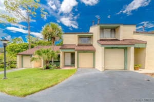 283 Umber Street Nw, Palm Bay