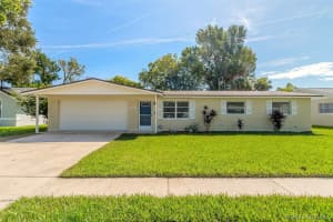 310 Bayhead Drive, Melbourne