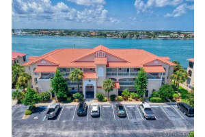 1923 Jimmy Buffett Memorial Highway A-3, Indian Harbour Beach