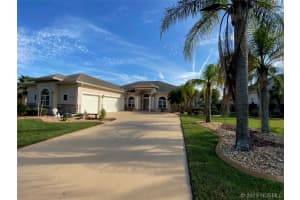 1110 Morgan Circle Ne, Palm Bay