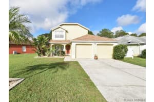 996 Corbin Circle Sw, Palm Bay