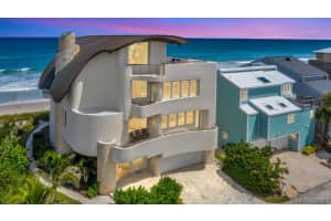2382 Edestus Drive, Melbourne
