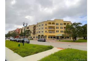 5534 Oak Hollow Drive, Titusville