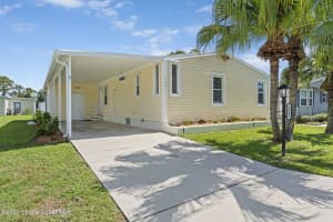 4403 Twin Lakes Drive, Melbourne