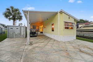 513 Lake Drive, Titusville