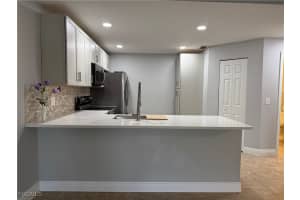 6331 Royal Woods Dr, Fort Myers