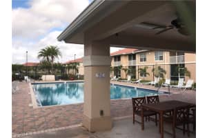 8423 Bernwood Cove Loop 403, Fort Myers