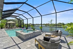 1722 Ne 24th Ave, Cape Coral