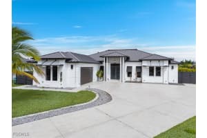 1817 Sw 11th Ter, Cape Coral