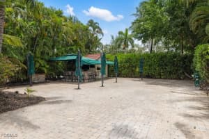 4416 Southern Breeze Dr, Naples