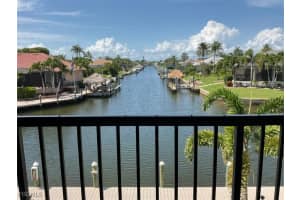 922 Sw 48th Ter 214, Cape Coral