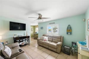 8127 Country Rd 106, Fort Myers