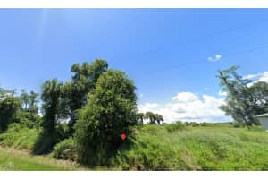 3017 N Balsam Cir, Labelle