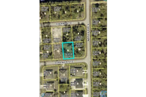 1249 Chrysler St, Lehigh Acres