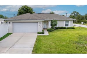 3000 52nd St W, Lehigh Acres
