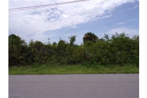 10266 Lobelia Pl, Port Charlotte
