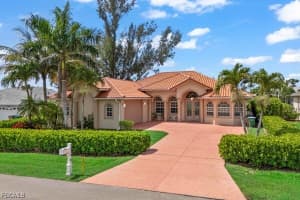 172 Se 23rd St, Cape Coral