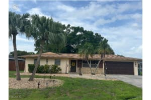 1649 N Hermitage Rd, Fort Myers