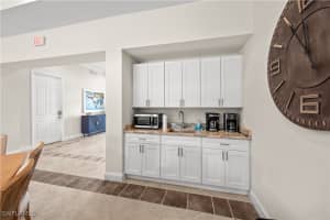 11021 Gulf Reflections Dr 101, Fort Myers