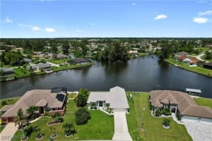 501 Sw 28th Ter, Cape Coral