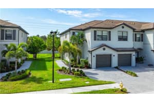 14121 Pine Lodge Ln, Fort Myers