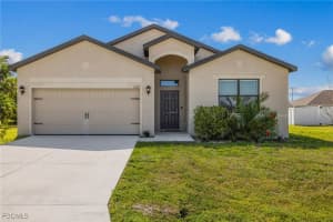 1322 Sw 22nd Ave, Cape Coral