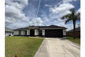 1635 Sw 32nd Ter, Cape Coral