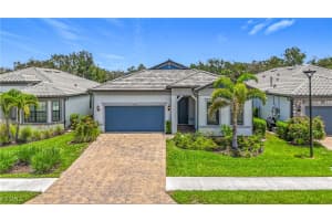 2126 Yellowfin Cir, Naples