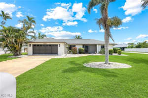1202 Se 14th Ter, Cape Coral