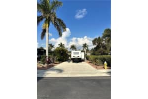 10327 Prairie Iris Trl, Fort Myers