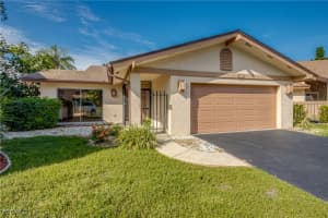 6425 Royal Woods Dr, Fort Myers