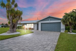422 Coral Dr, Cape Coral