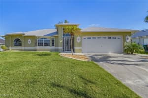 1827 Sw 6th Ave, Cape Coral