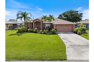 4313 Sw 1st Pl, Cape Coral