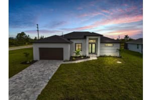 15401 Aqua Cir, Port Charlotte