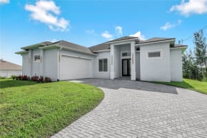 3445 Ne 21st Ave, Cape Coral