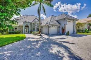 14871 Laguna Dr, Fort Myers