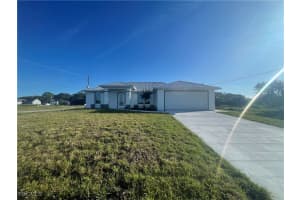 8050 Salem Cir, Labelle