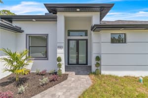 1023 Gladys St, Lehigh Acres