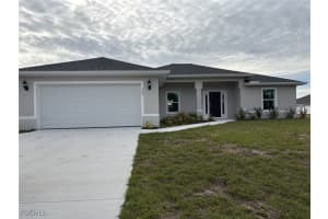 1806 Ne 27th St, Cape Coral