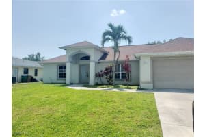 1806 Ne 1st Ter, Cape Coral