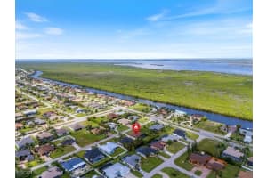 2903 Sw 32nd St, Cape Coral