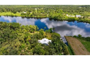 19481/483 S River Rd, Alva